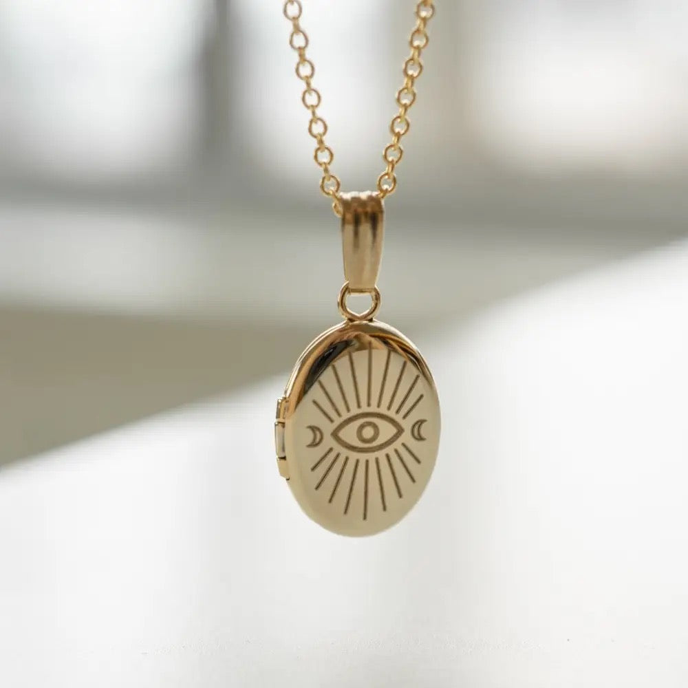 Oval Eye Ray