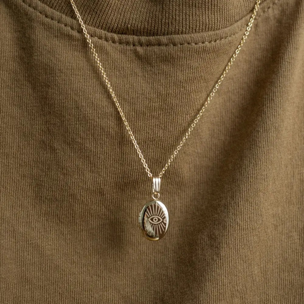 Oval Eye Ray